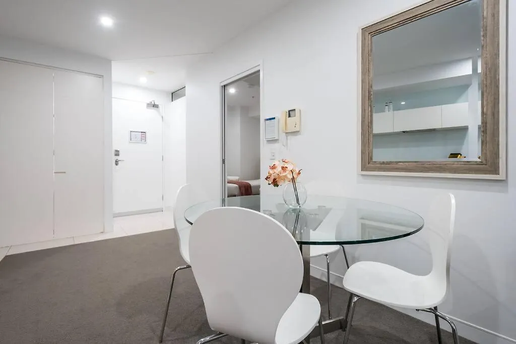 City Oasis // Broadbeach Gold Coast 0*,