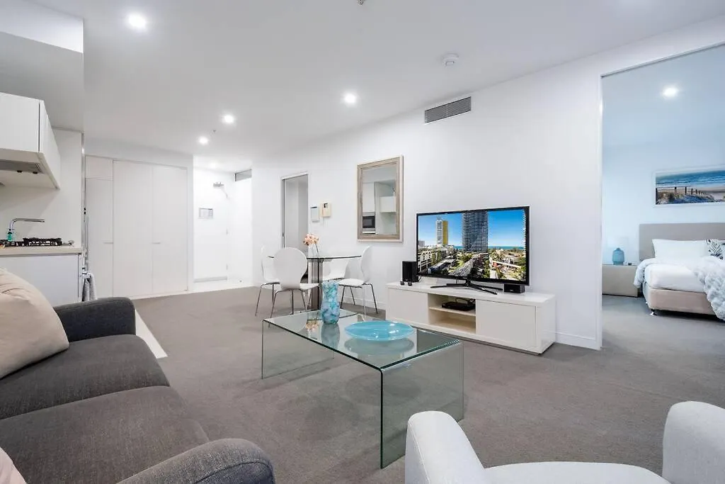 City Oasis // Broadbeach Gold Coast 0*,